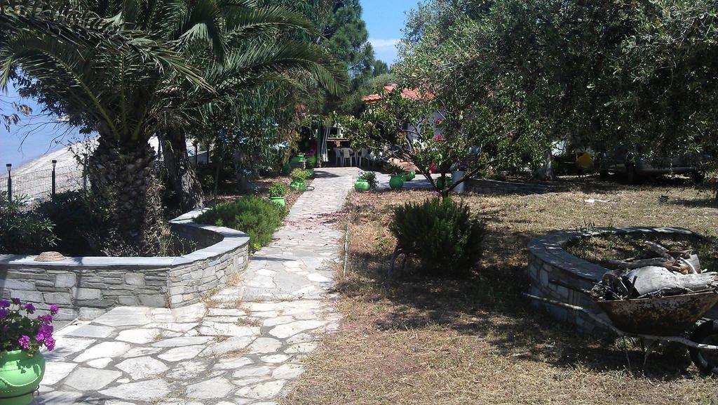 Front Beach House Skala Kallirachis Exterior photo